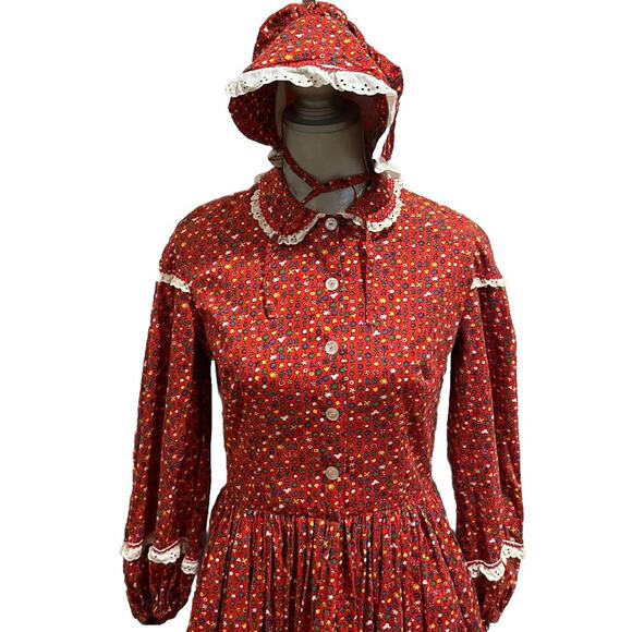 VTG Handmade Prairie Maxi Dress Red Calico Tiered + Bonnet Long Sleeve Sz Small - Picture 3 of 15